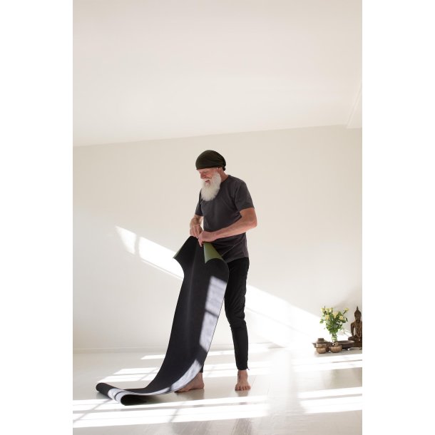 ID G21015 GEYSER sporty training pants Sort